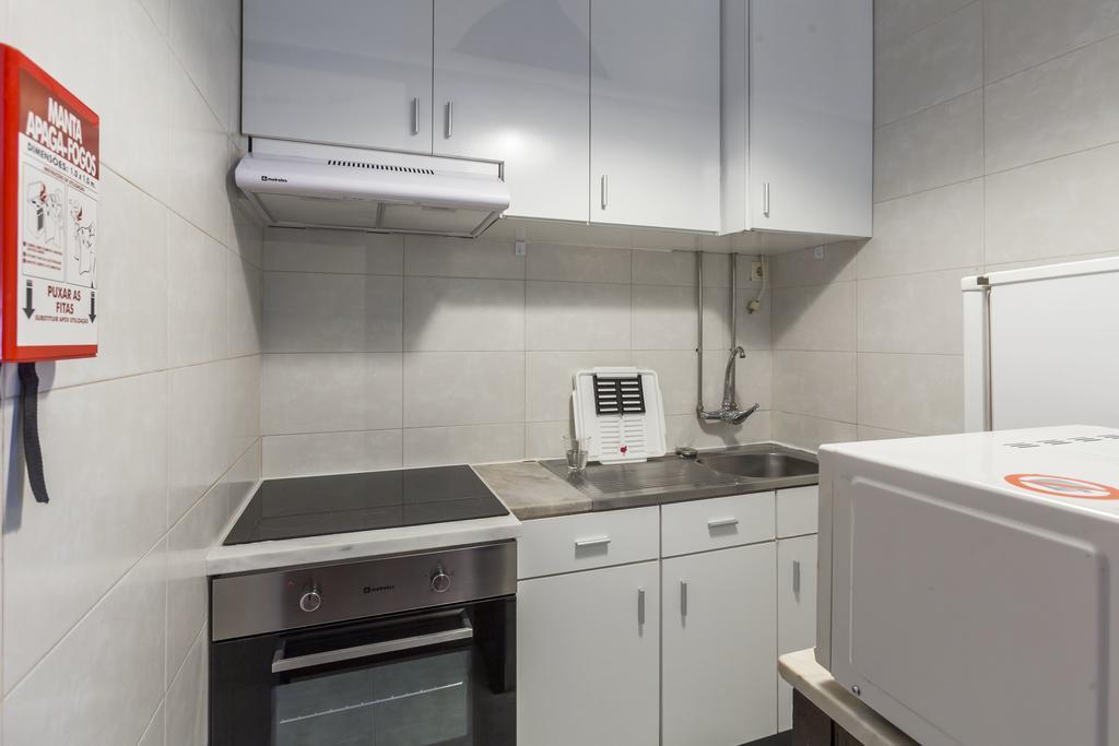 Apartment Camoes Deluxe Porto Bagian luar foto